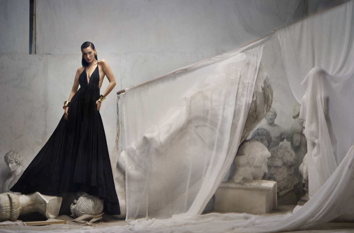 First Issue Vogue Greece #3